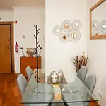 アパート Rosaria Flat *