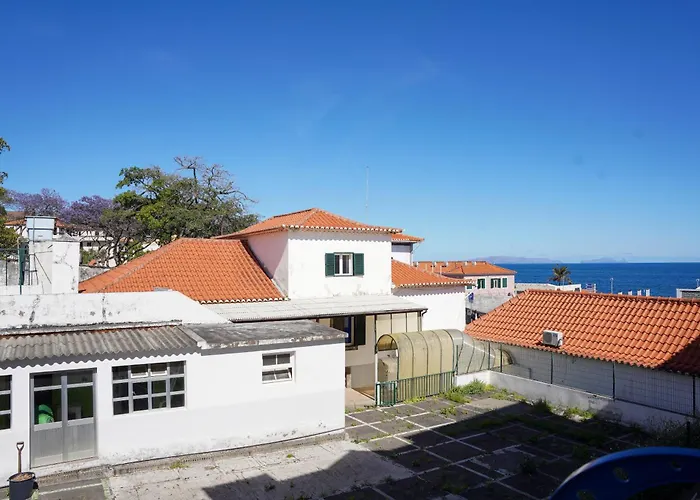 Rosaria Flat * 圣克鲁斯